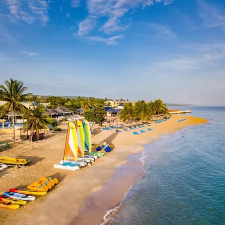 Jewel Runaway Bay Beach Resort & Waterpark-2